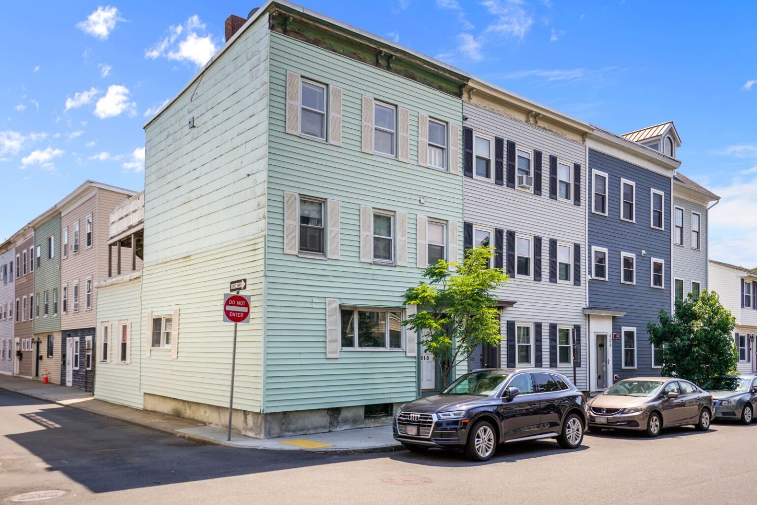 Finding the Right Neighborhood: What Really Matters